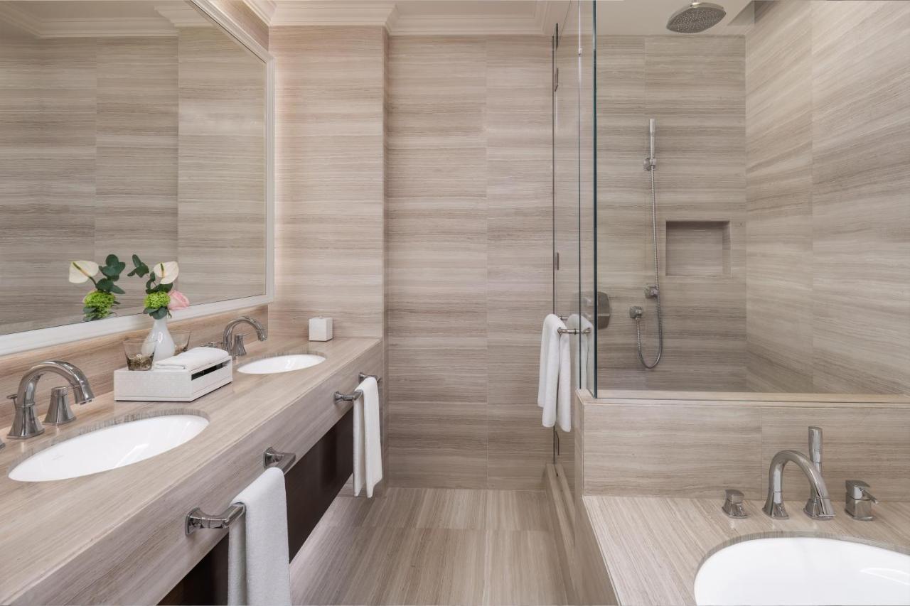 Address Dubai Mall Exteriör bild Bathroom