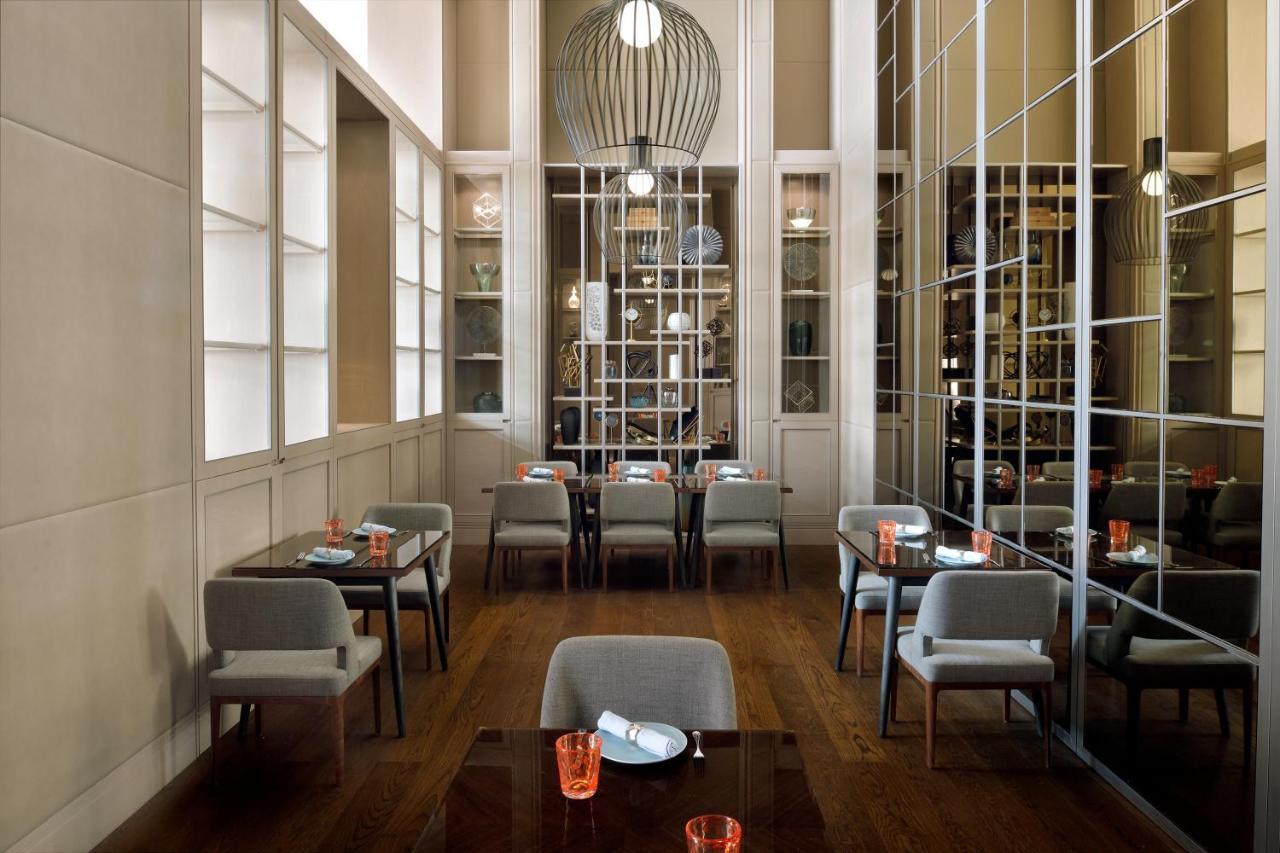 Address Dubai Mall Exteriör bild Interior of the restaurant