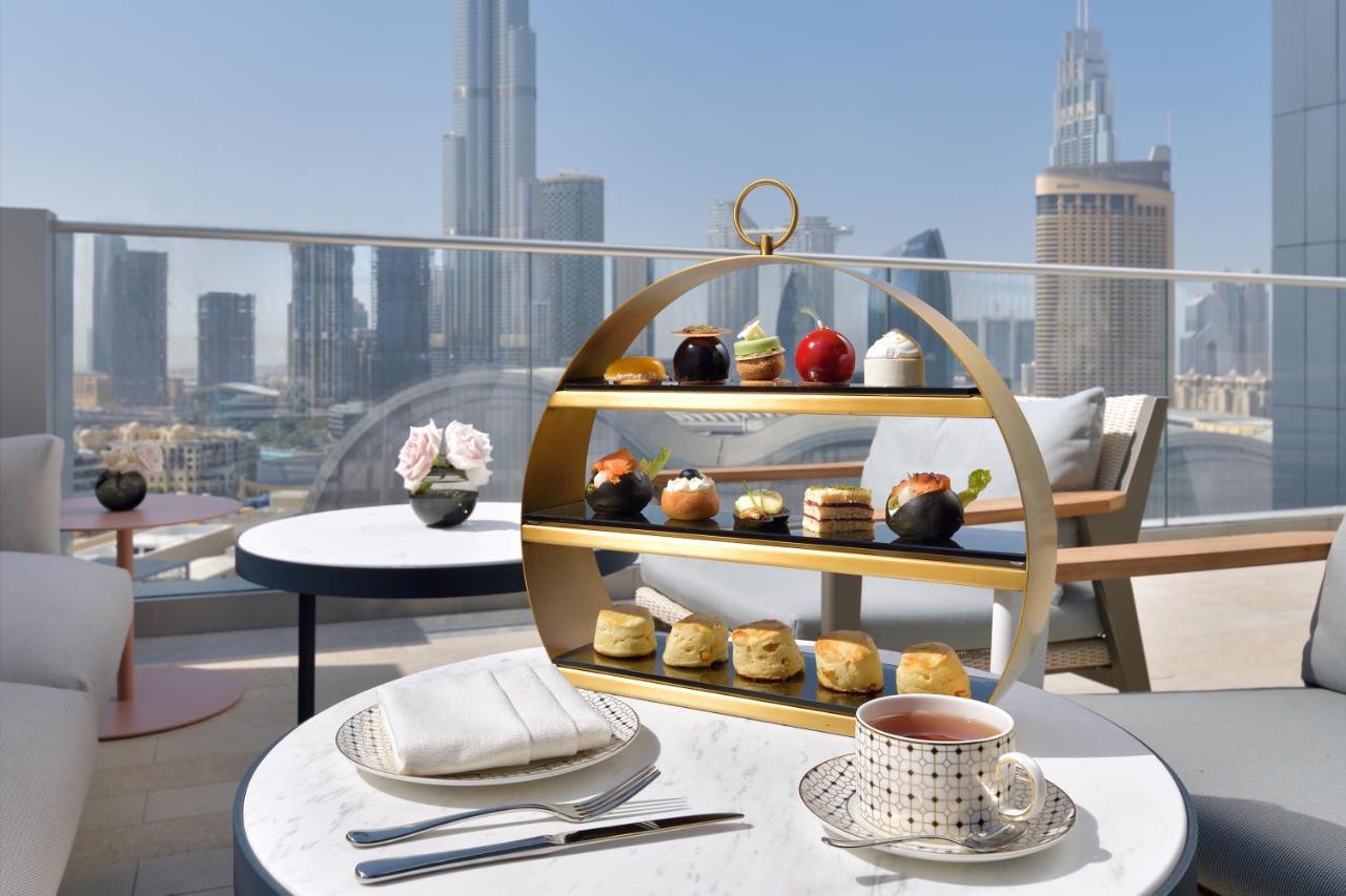 Address Dubai Mall Exteriör bild Afternoon tea at the Address Downtown Dubai