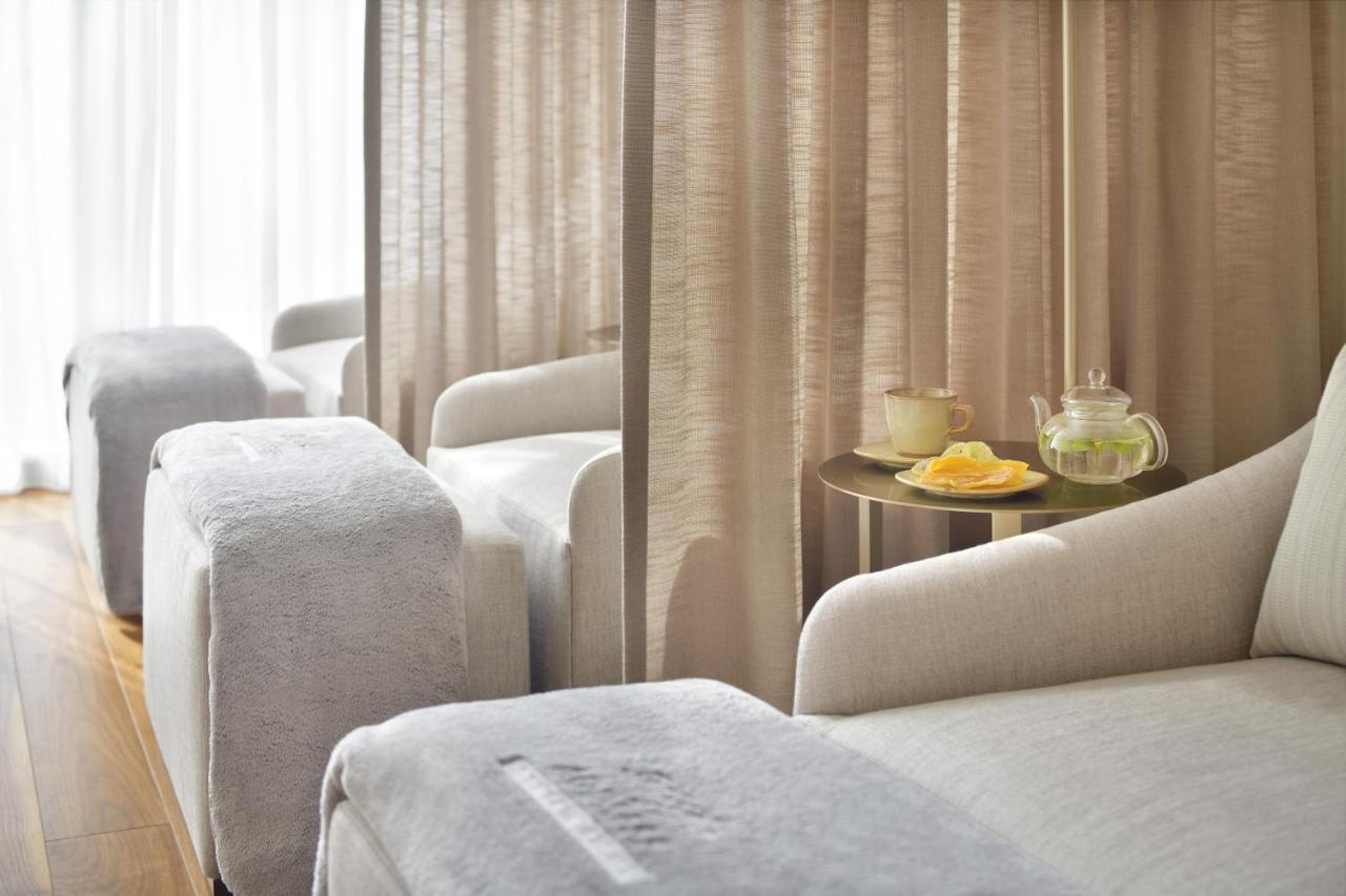 Address Dubai Mall Exteriör bild The Spa at The Westin